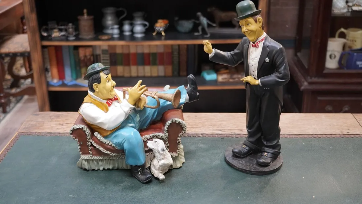 Laurel & Hardy Figurines by Peter Mook - Image 1