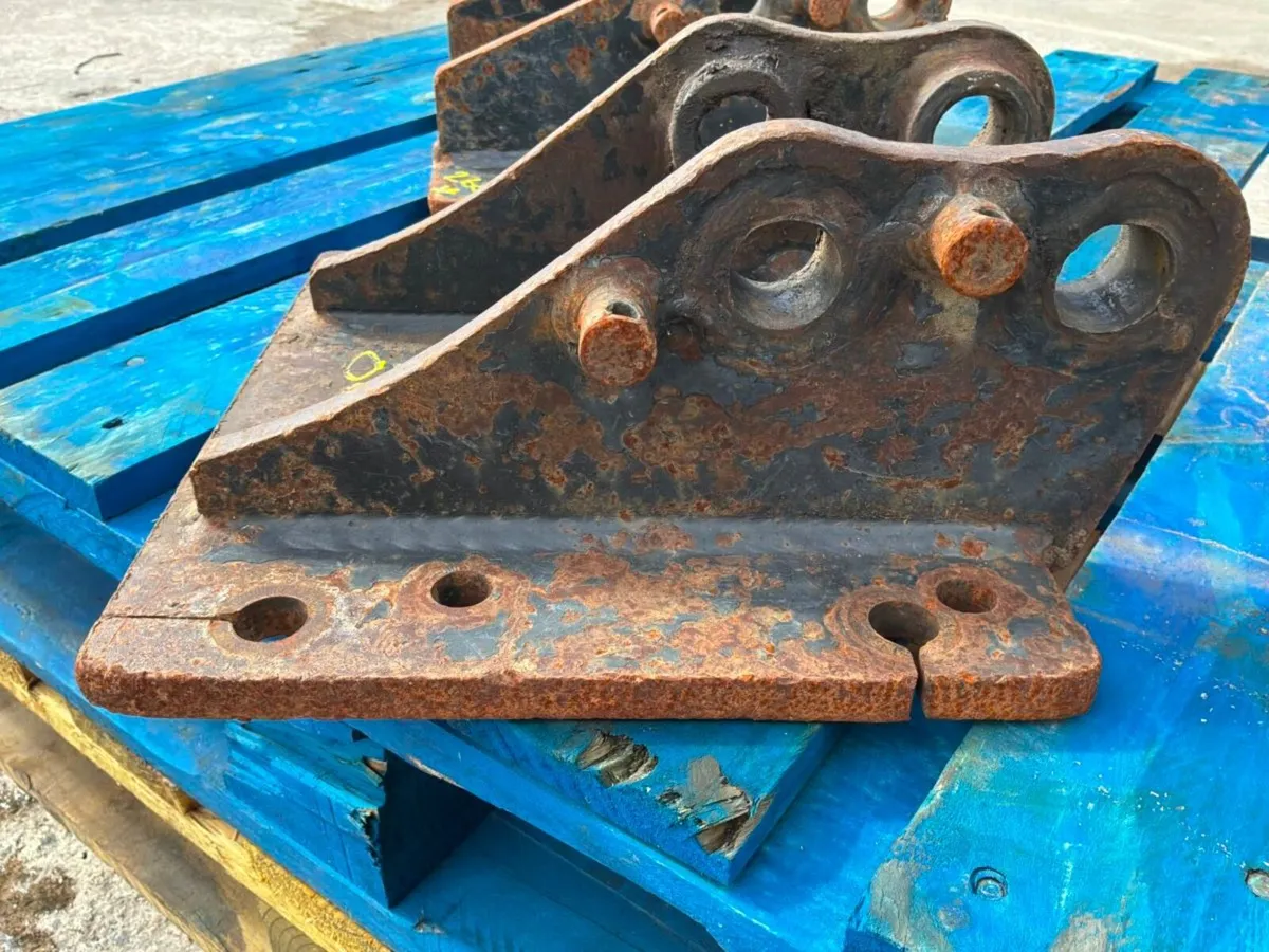 30mm QUICK HITCH HAMMER CRADLE ........001. - Image 4