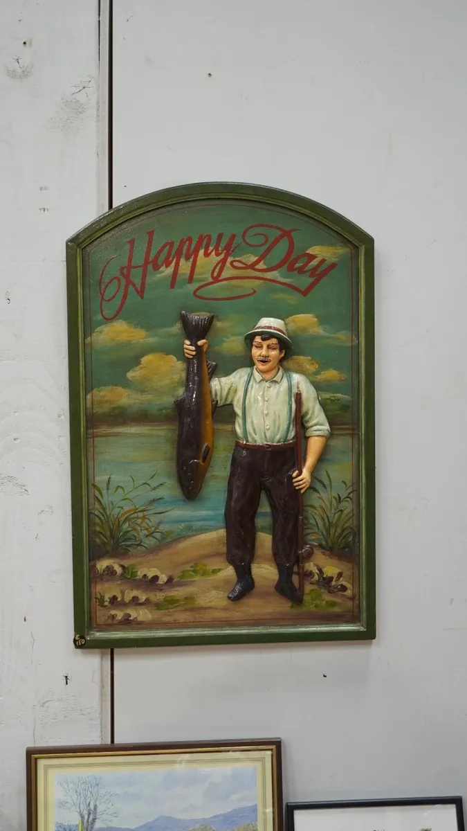 Happy Day Fisherman - Image 1