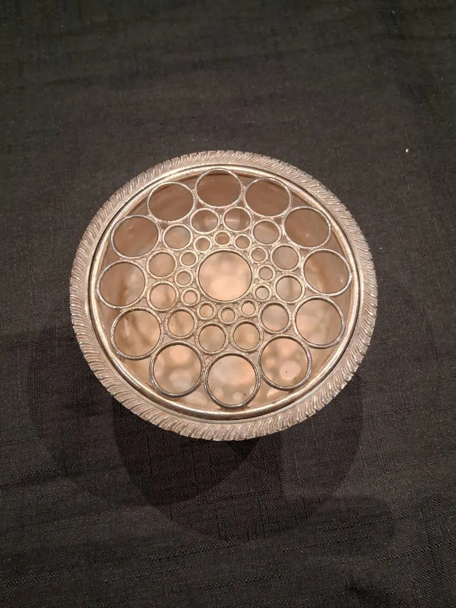 Small Silver Plated Rose Bowl With Handles - Image 2