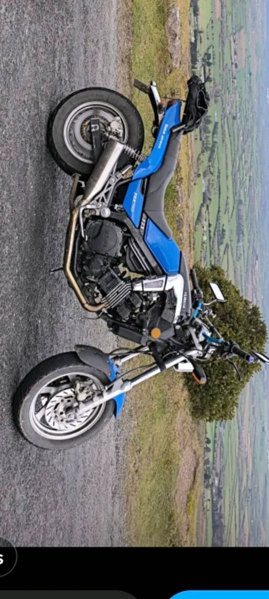 Yamaha FZX 750 - Image 3