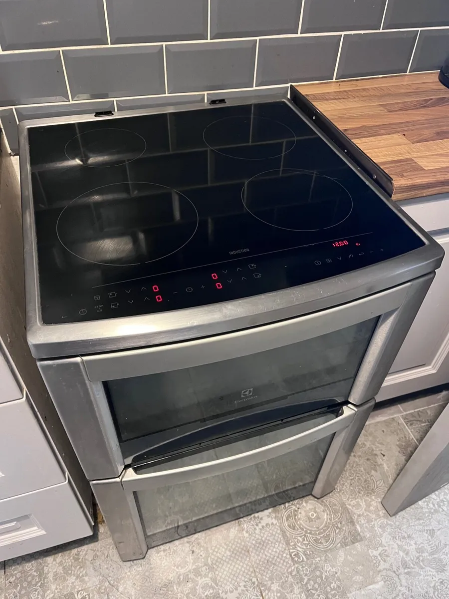 Electrolux grill and oven - Image 1