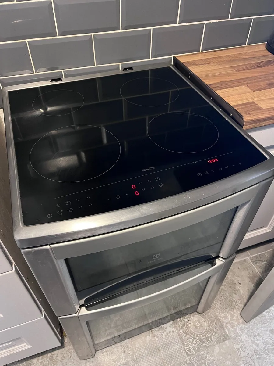 Electrolux grill and oven - Image 2