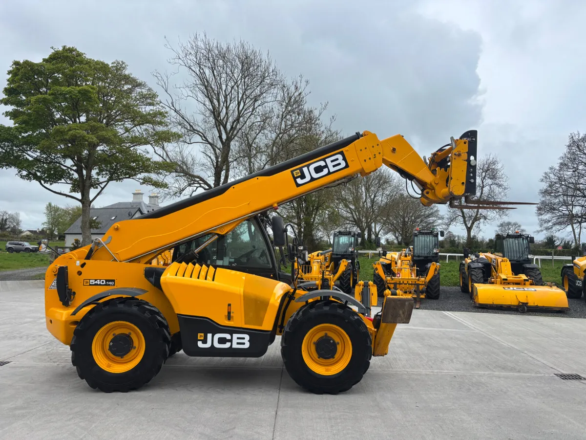 2022 JCB 540-140  (2750 Hours) - Image 2