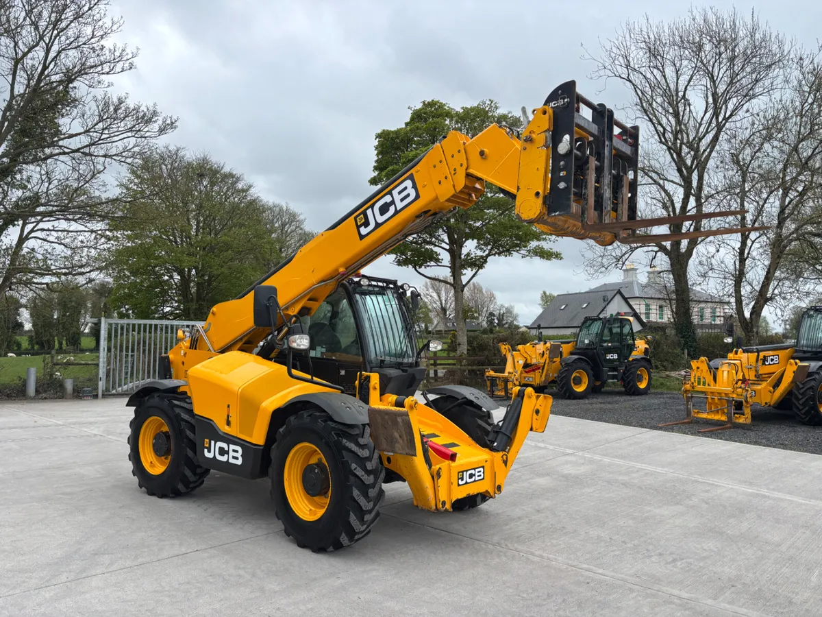 2022 JCB 540-140  (2750 Hours) - Image 1