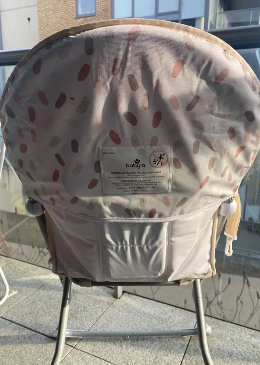 Baby high chair - Image 3