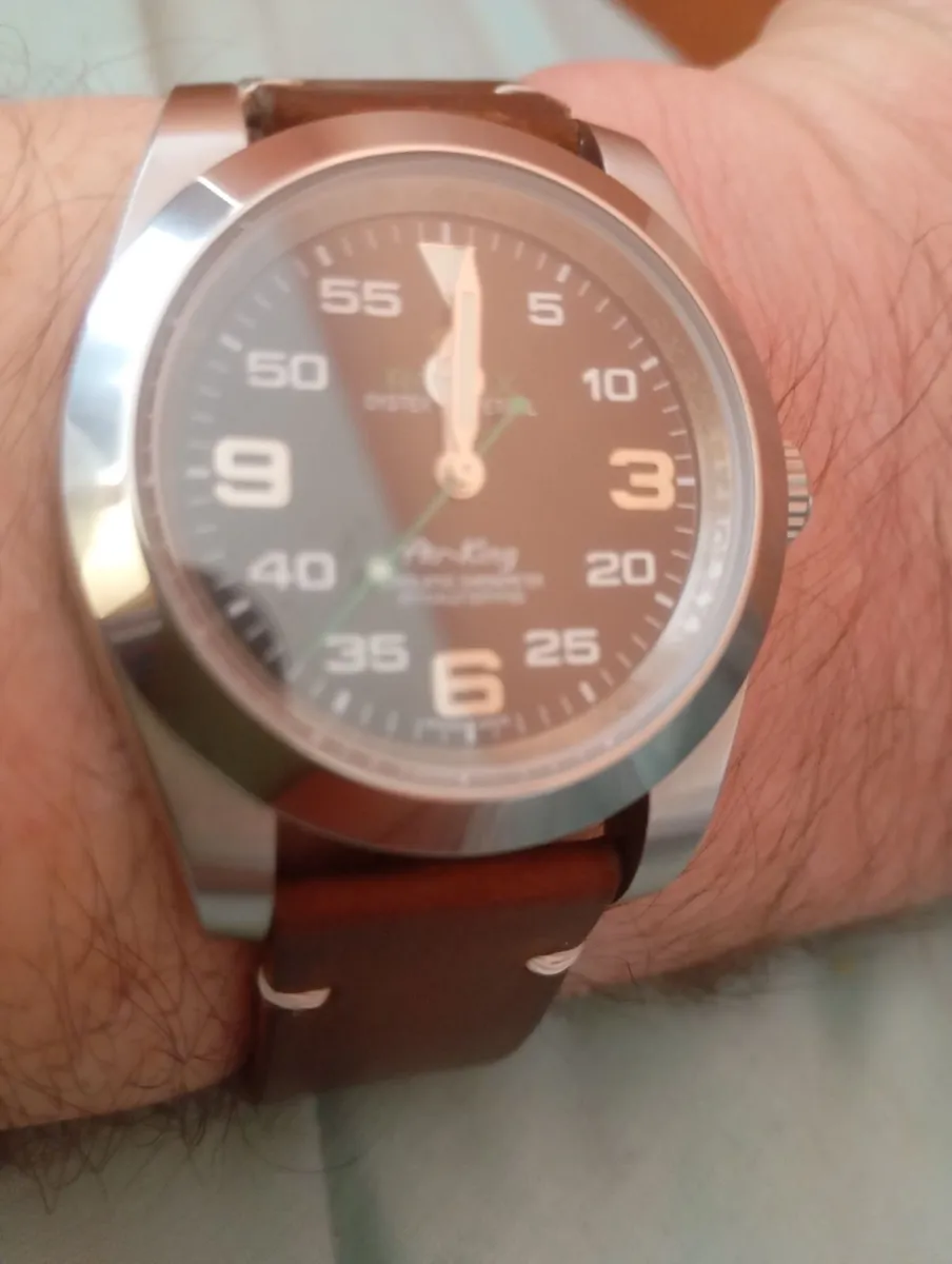 Automatic watch. Cow hide strap. - Image 3