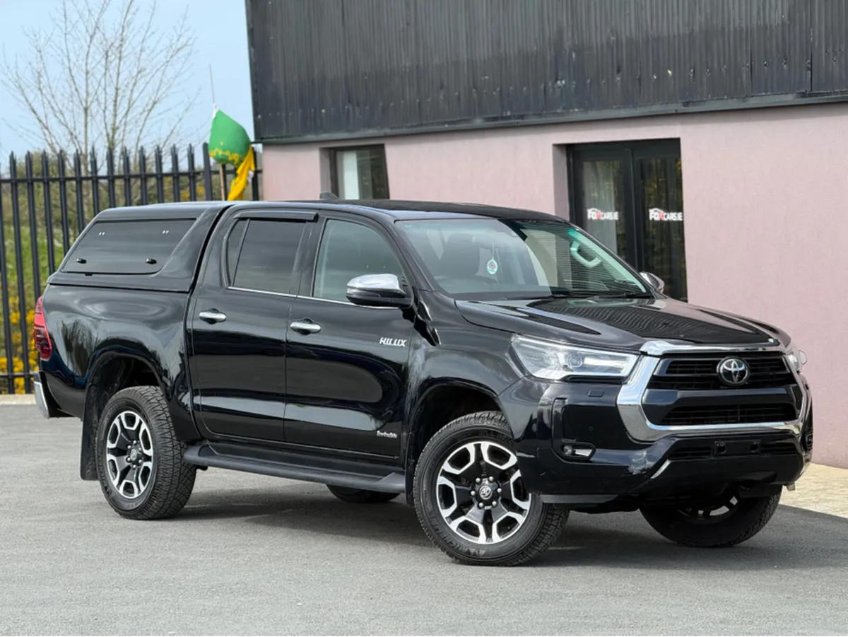 Toyota Hilux 2022 Toyota Hilux Invincible - Image 1