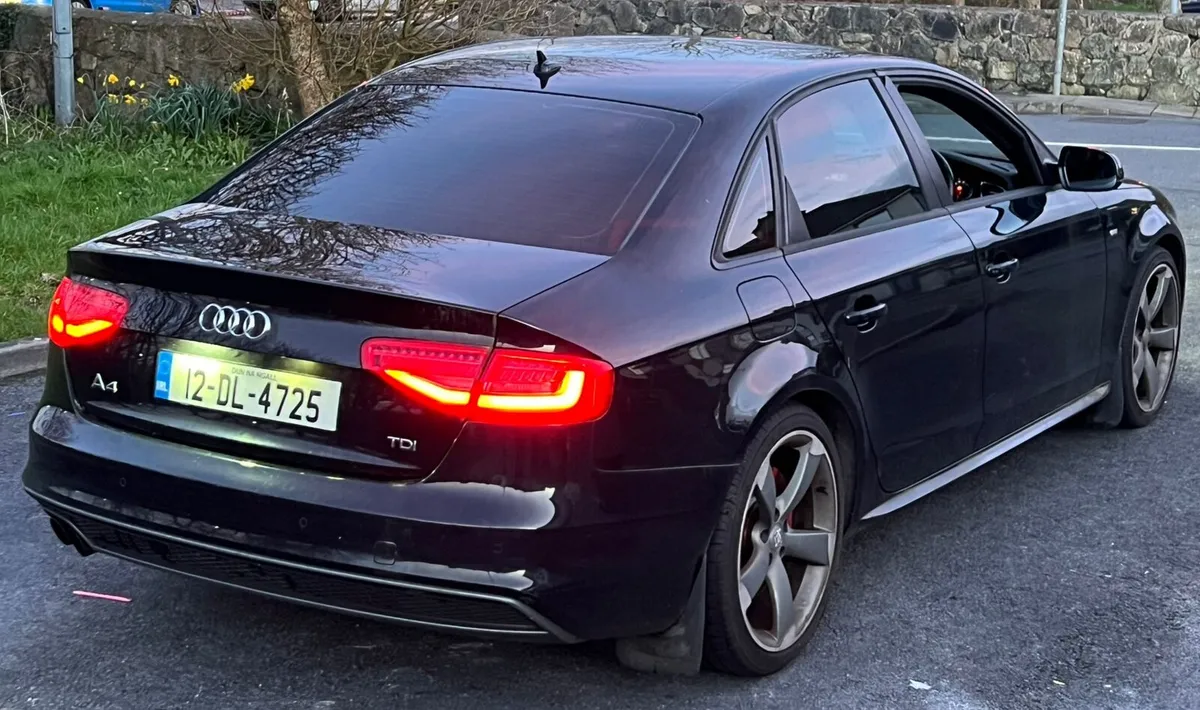 12 AUDI A4 S-LINE  NCT 02/2027 PRICE 3700 EURO - Image 2
