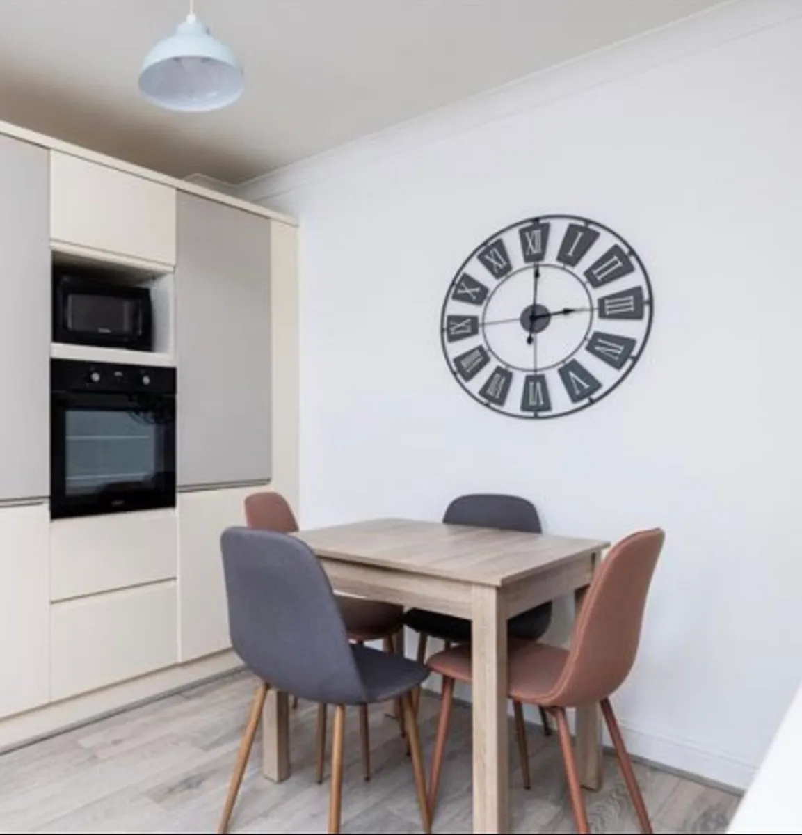 House contents for sale - Image 4