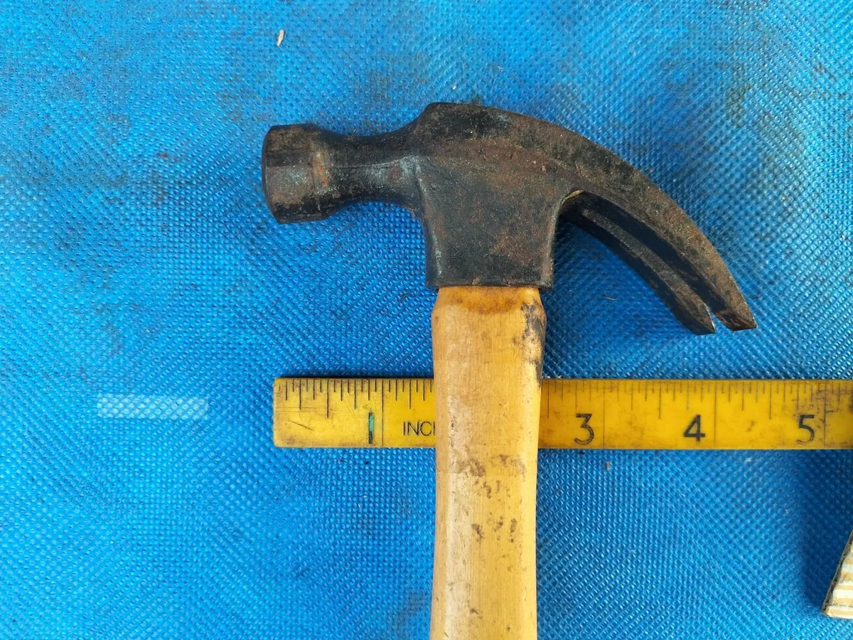 12oz Claw Hammer - Image 3