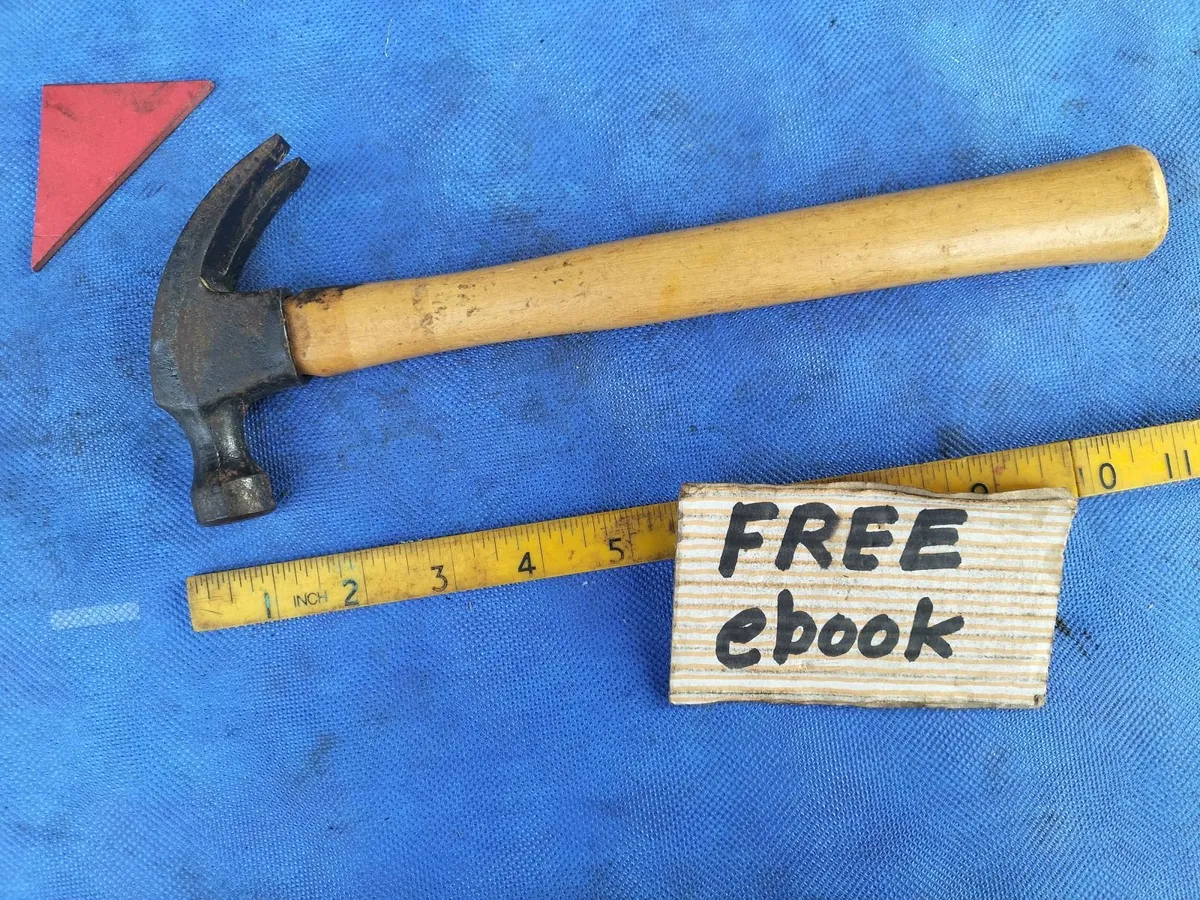 12oz Claw Hammer - Image 1
