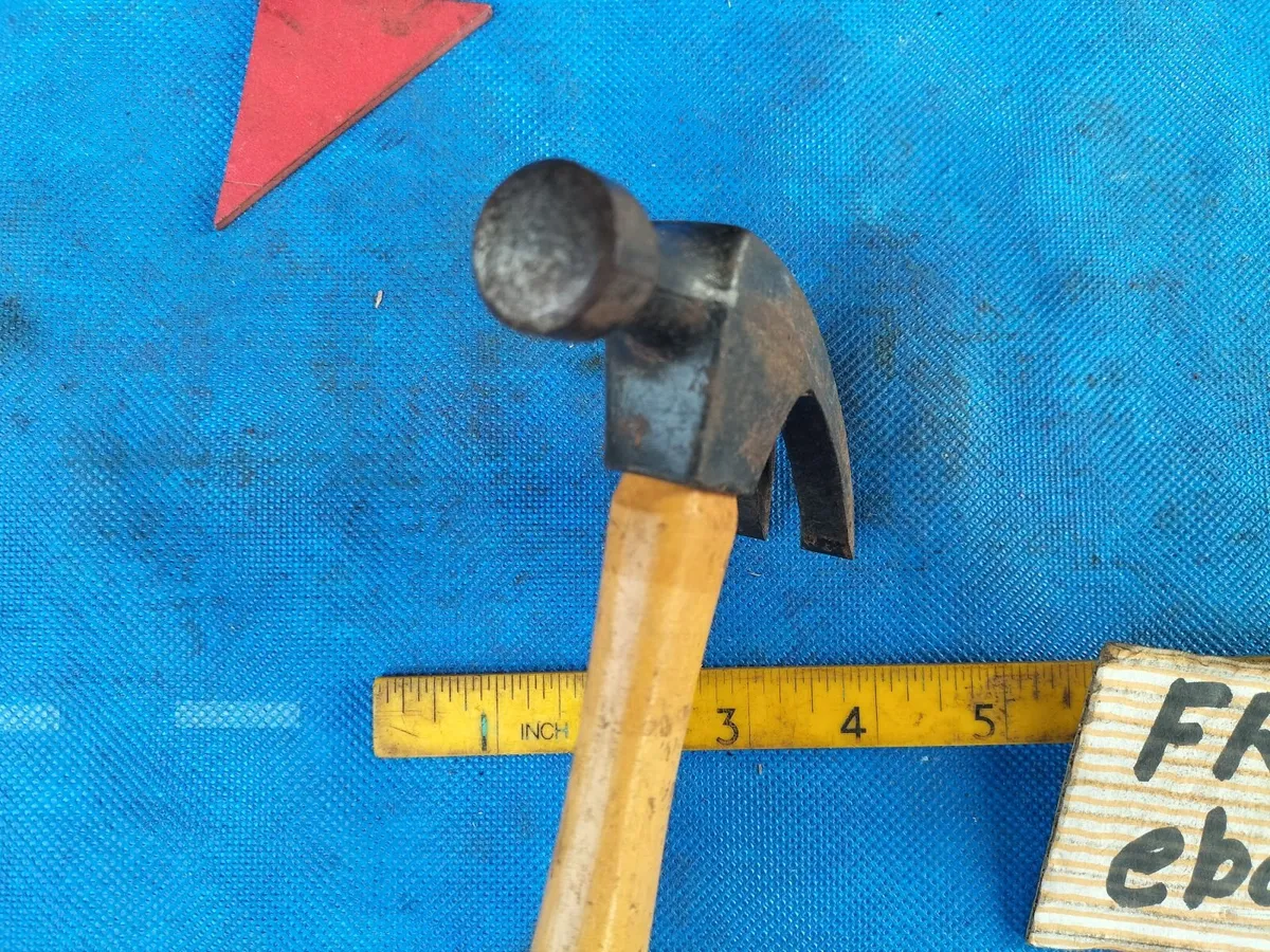 12oz Claw Hammer - Image 4