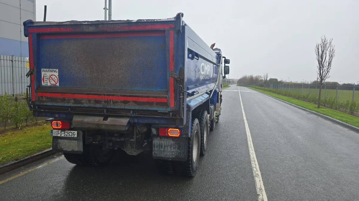 2015 Renault C430 tipper - Image 3