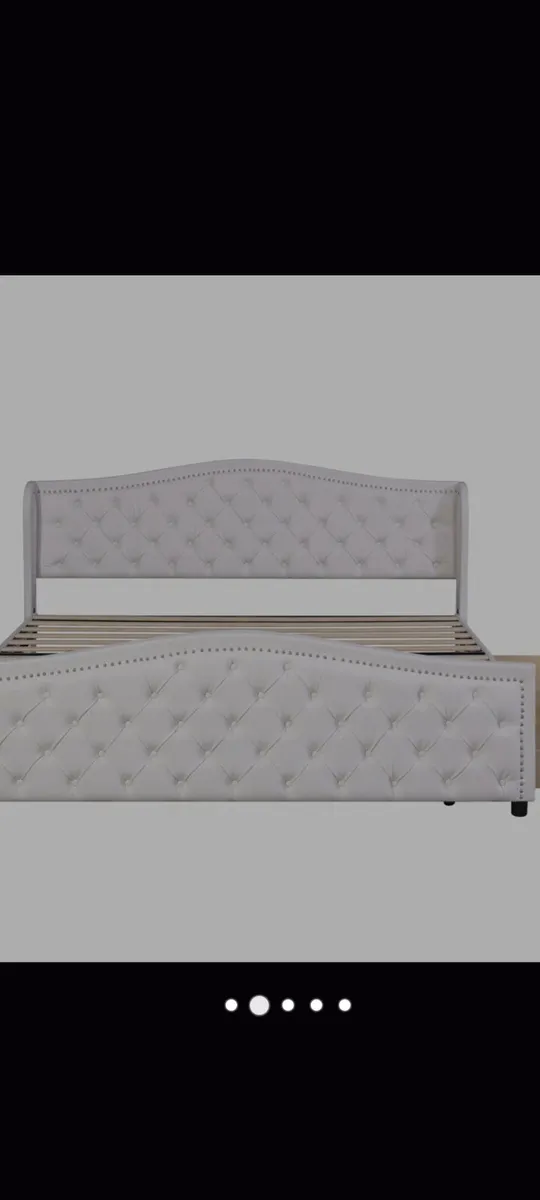 Bed frame - Image 1