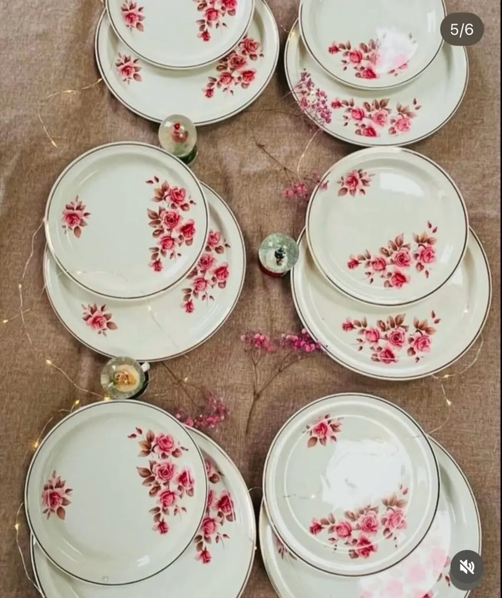 Arklow plates - Image 1