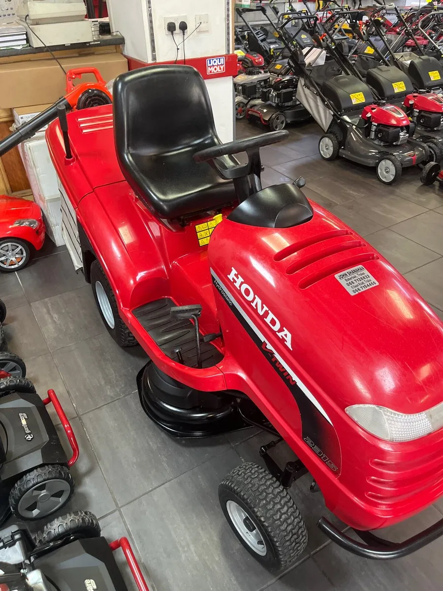 Lawnmowers - Image 4