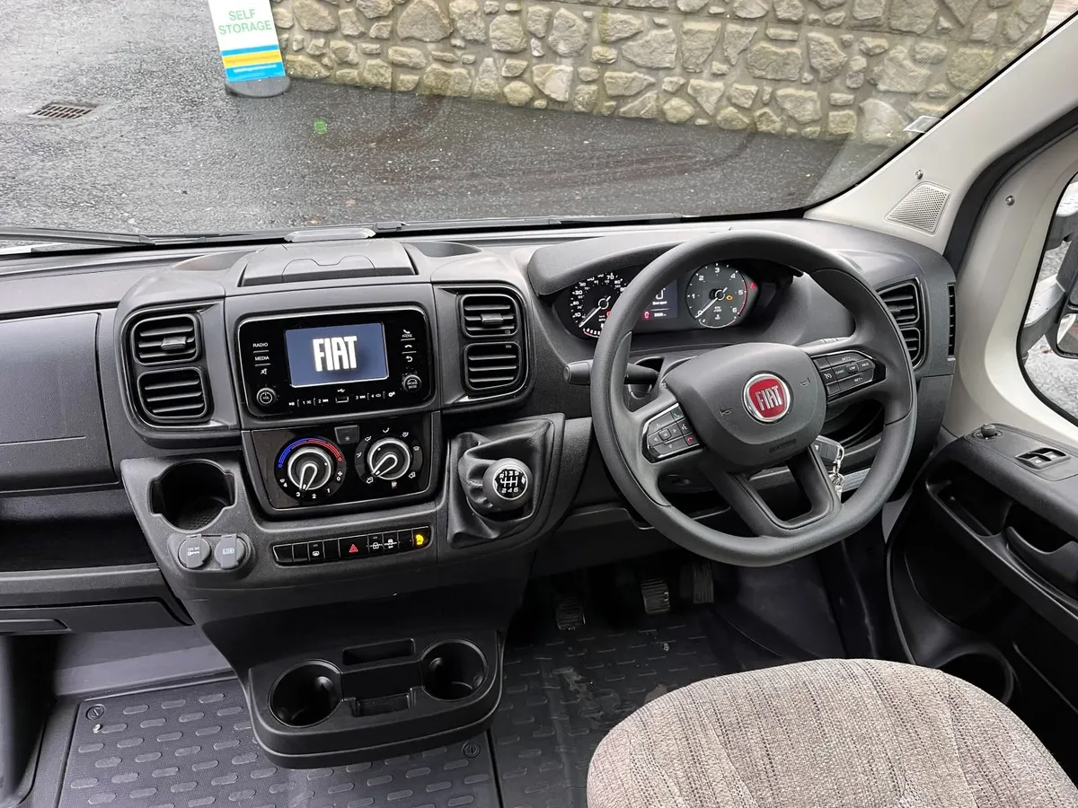 2023 Swift Edge 464 - 4 berth - Image 4