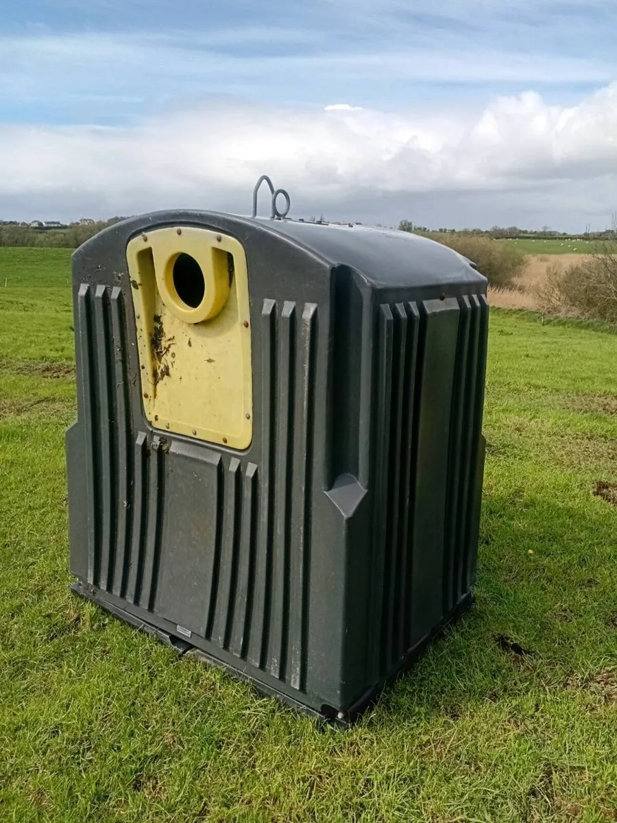 2 bottle banks as new - Image 3