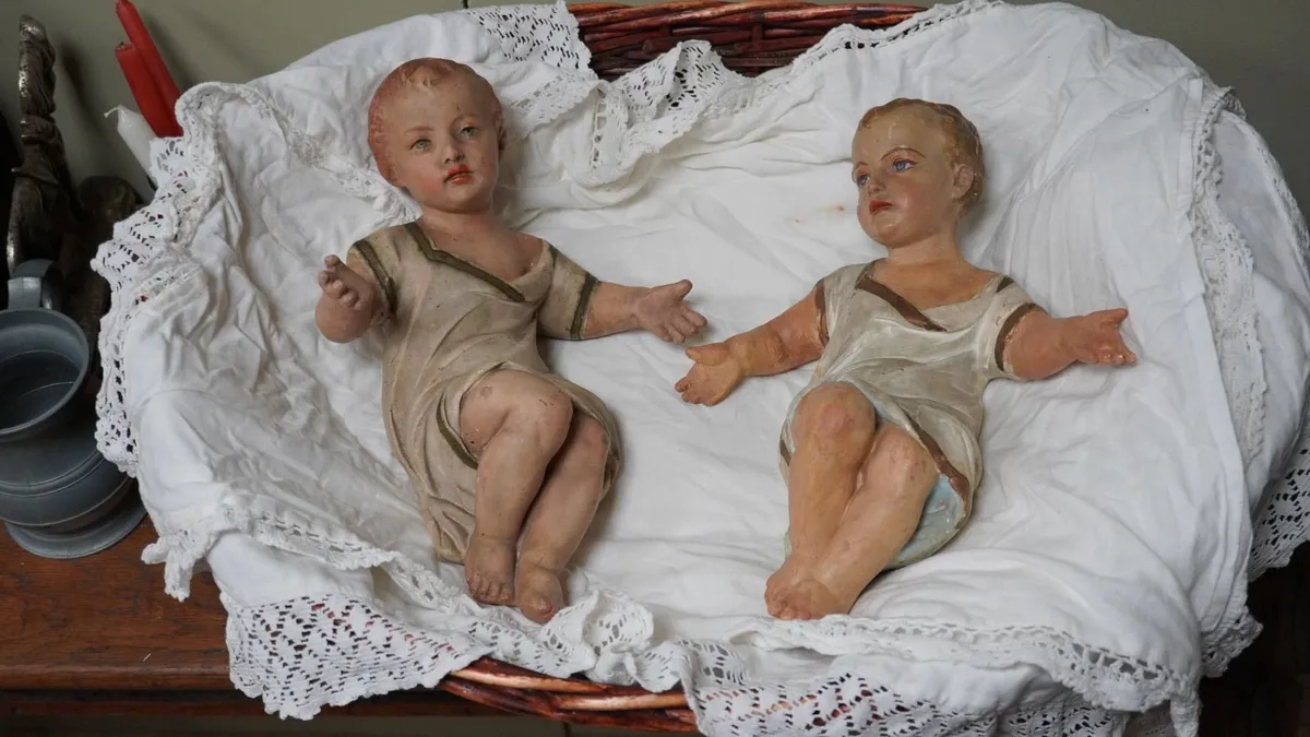 Antique Cherubs - Image 1
