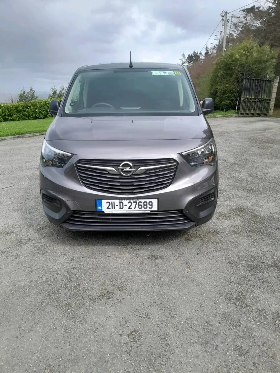 Long wheelbase version Opel Combo - Image 2