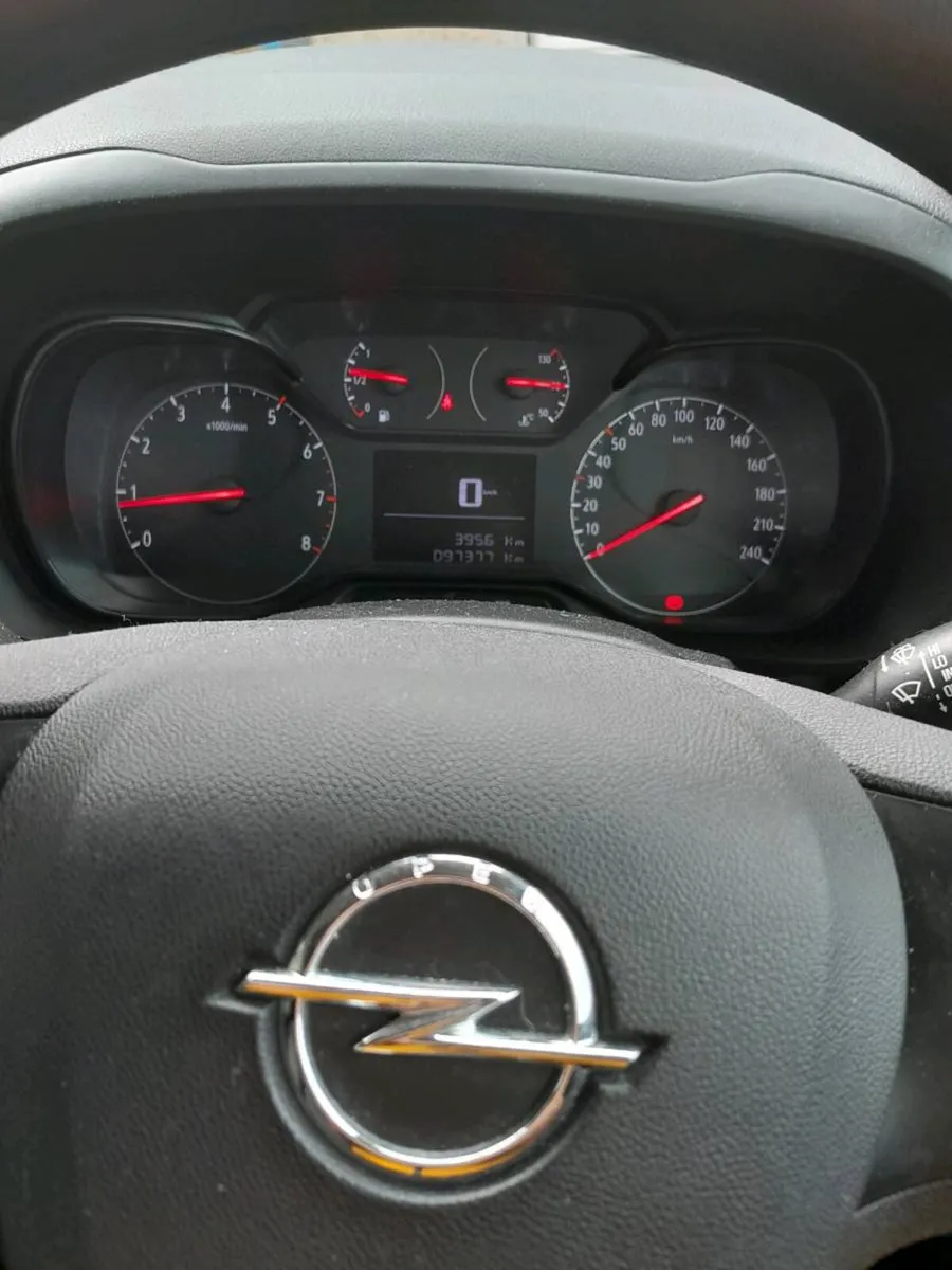 Long wheelbase version Opel Combo - Image 3