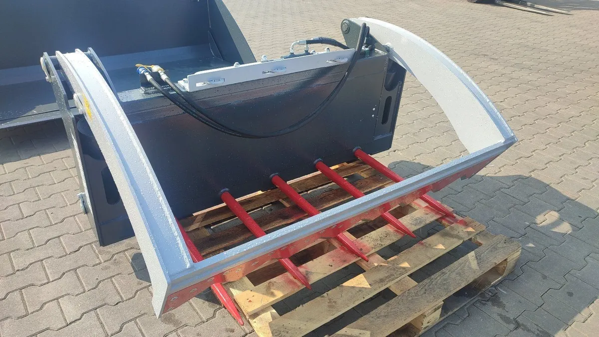 Bale cutter