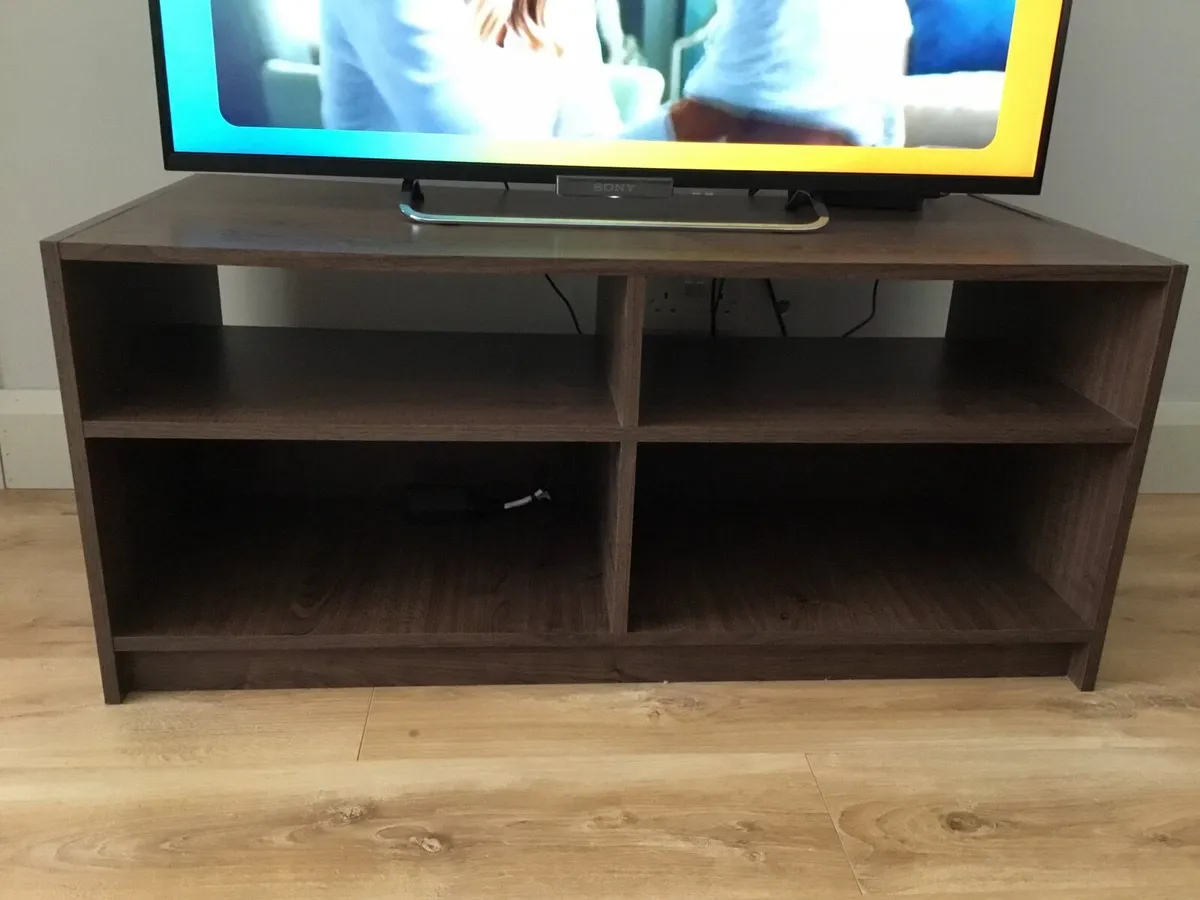 T.V. Unit - Image 3