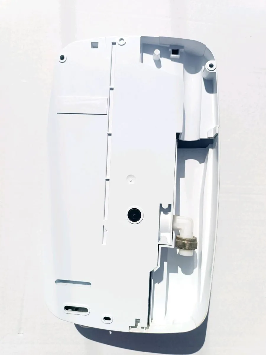 Electric shower - Image 3