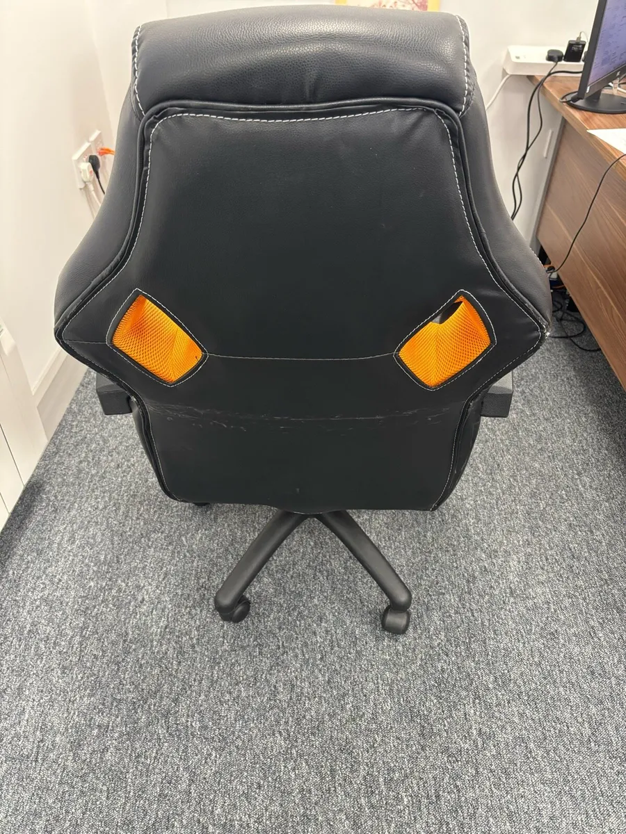 Office chairs - Image 2