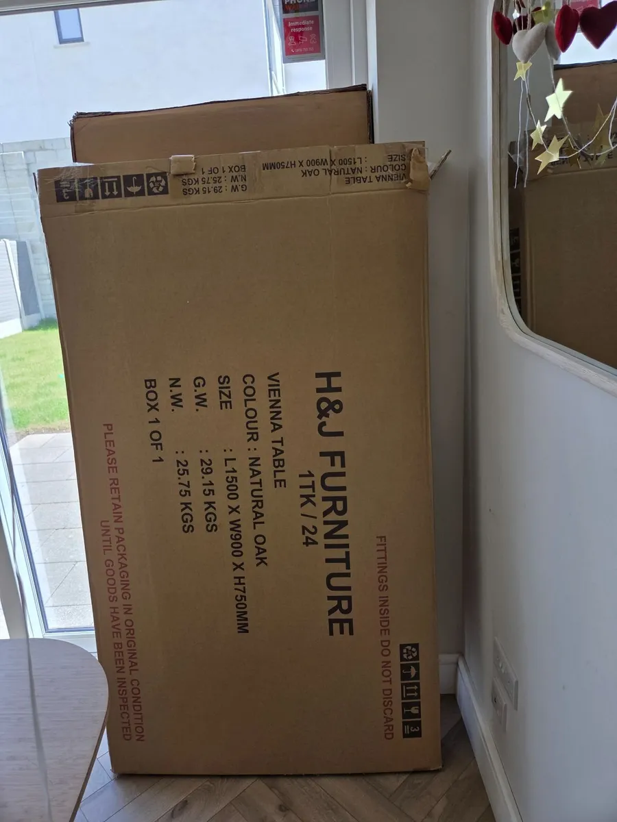 Kitchen table - Image 2