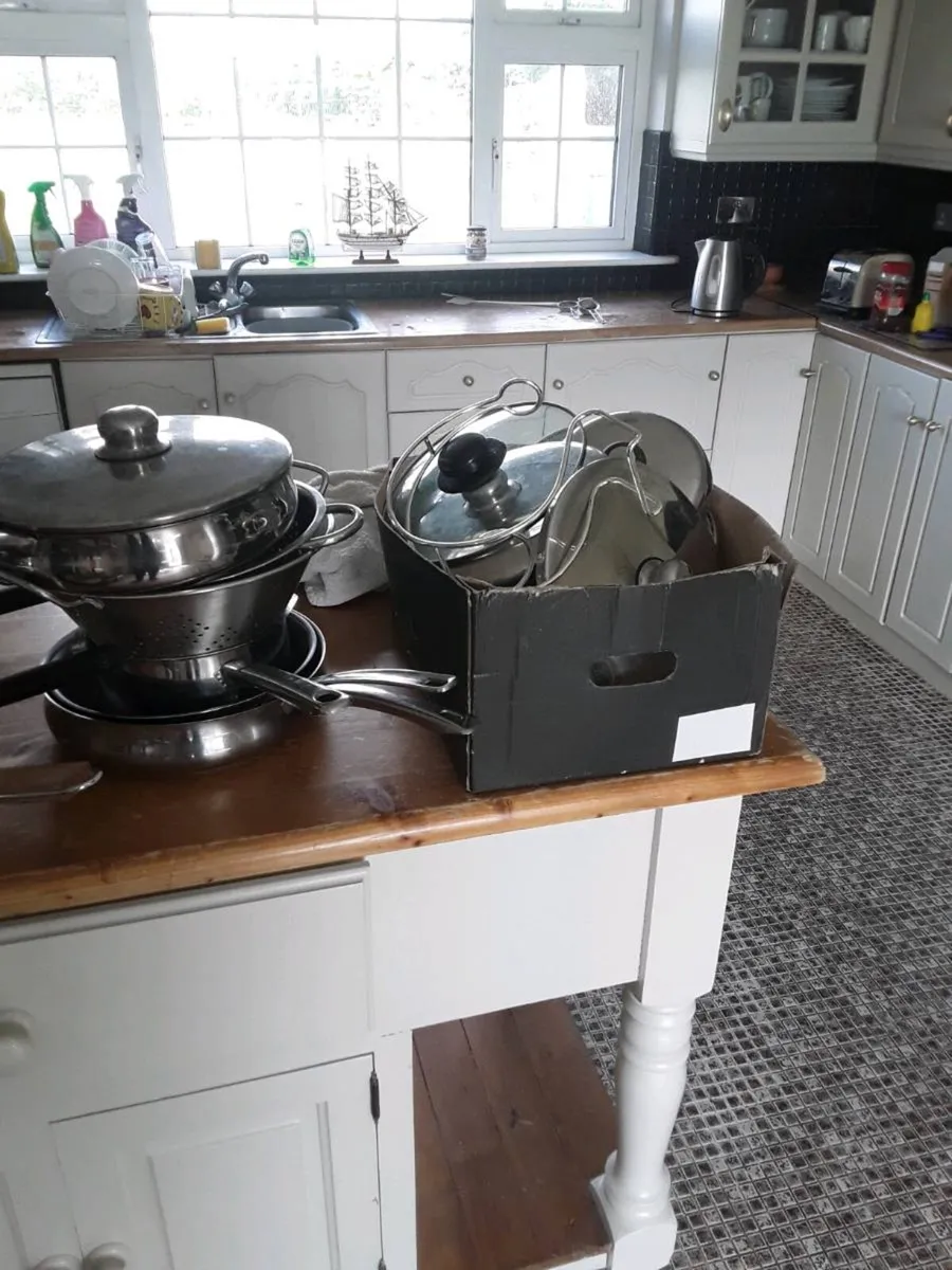 Kitchen pans loads of 40e the lot - Image 3