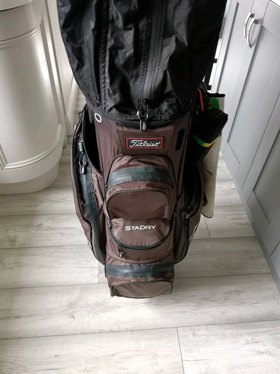Golf bag - Image 1