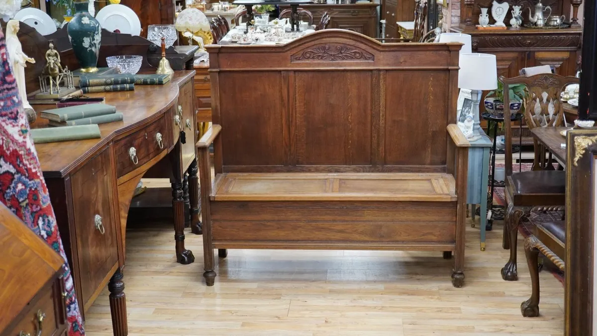 Antique French Oak Hall Bench / Settle - Image 2