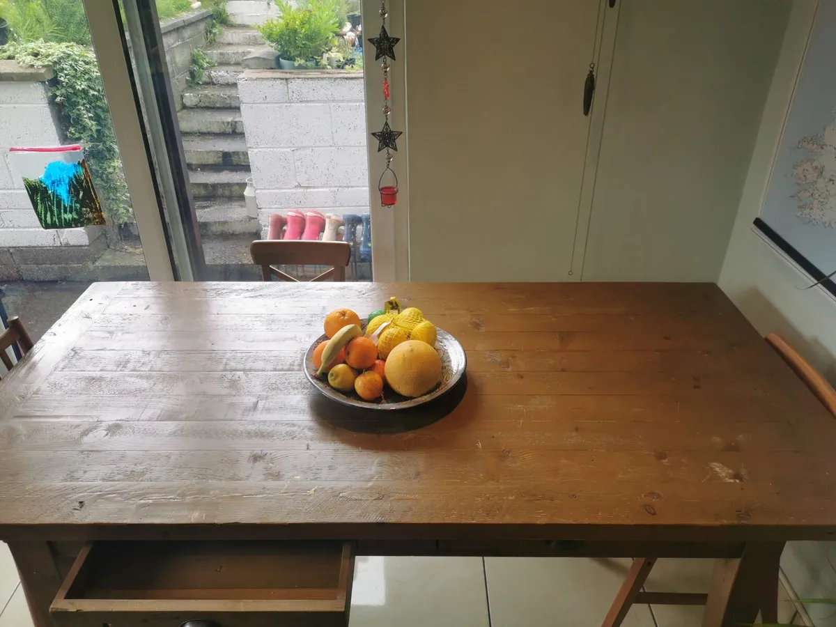 Kitchen Table - Image 3