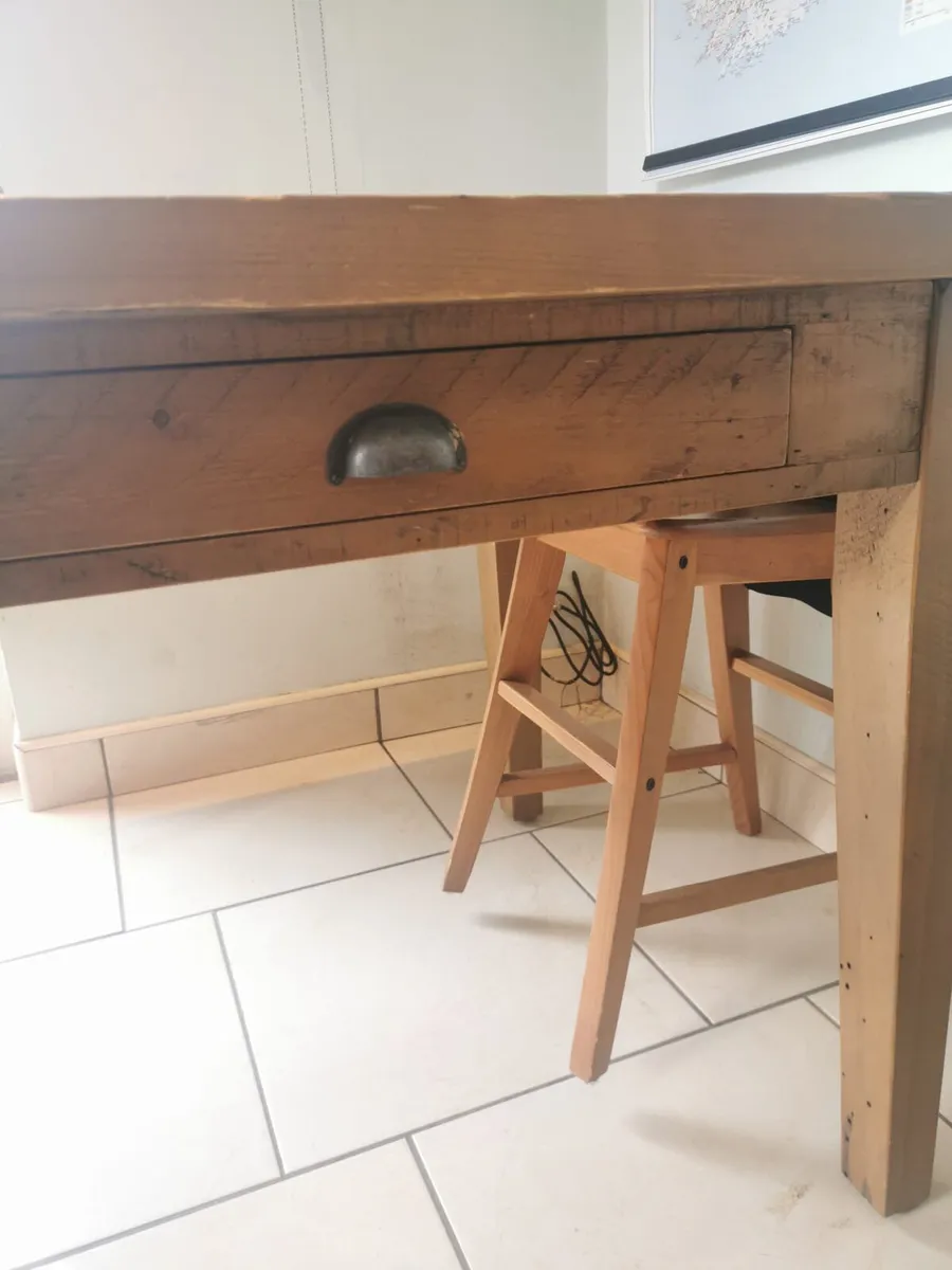 Kitchen Table - Image 2