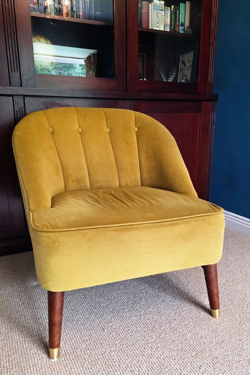 Modern Mustard Velvet Tub Chair - Image 4