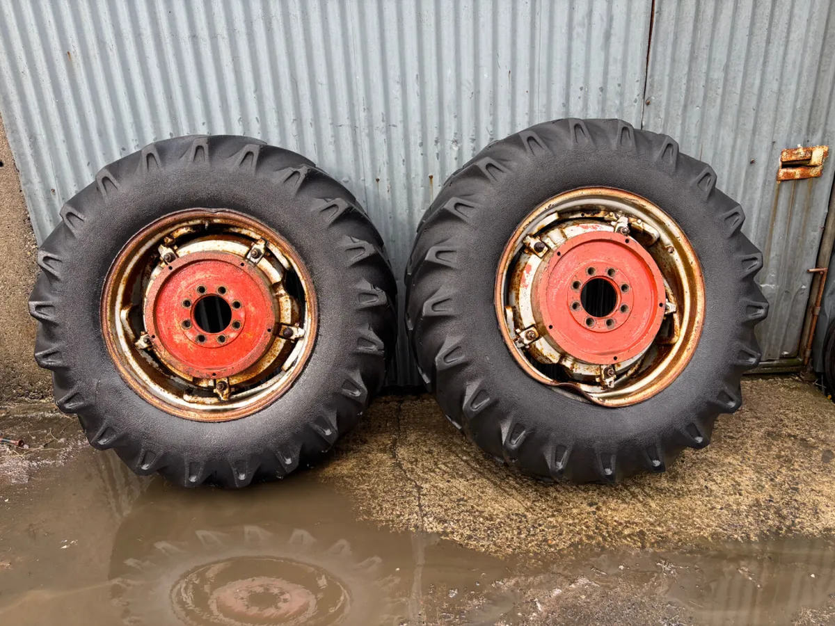 Massey Ferguson Weighed Wheels 16.9-30 - Image 2