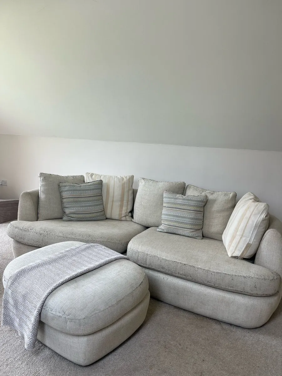 Duck feathered pillow couch - Image 1