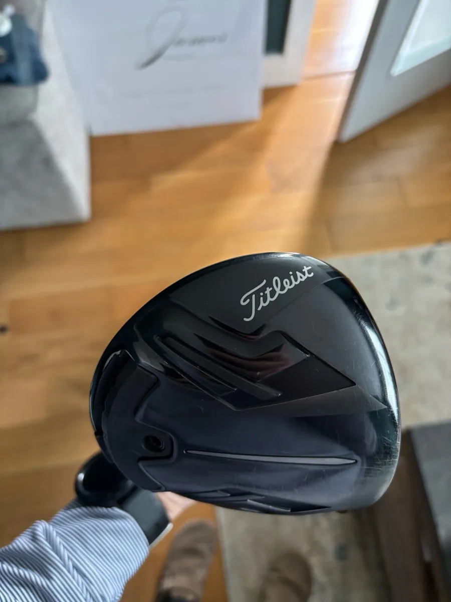 Titleist Tsi3 Driver with Accra Fx 2.0 - Image 3