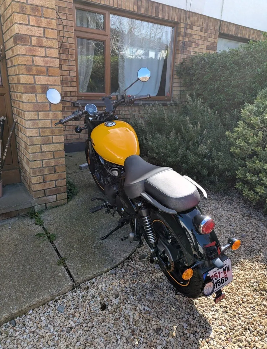 Royal Enfield Meteor 350 2025 – Low KM - Image 4