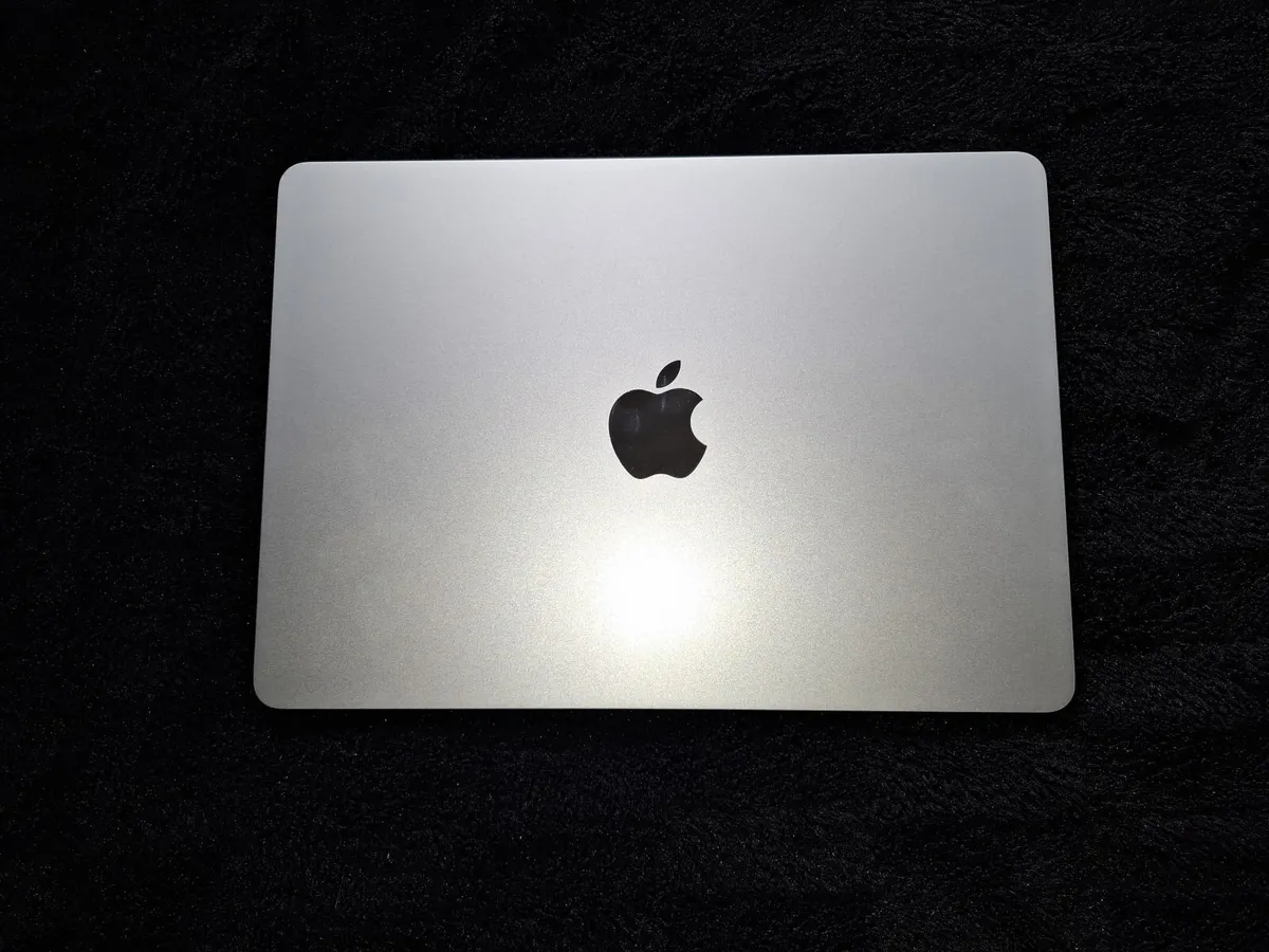 Apple Macbook Air 13.6" M2 8gb Ram, 256gb Ssd - Image 3