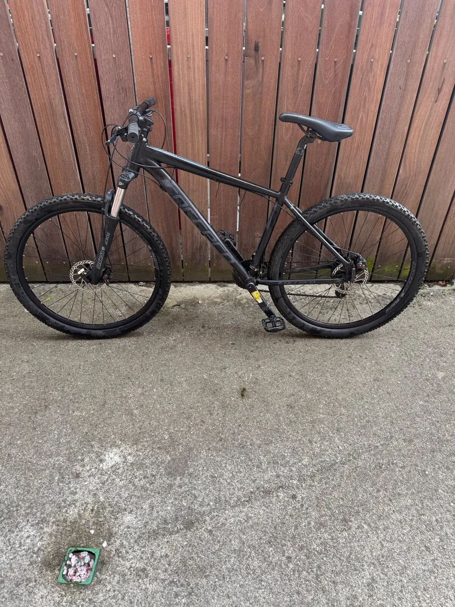 Carrera Vengeance Mountain Bike - Image 1