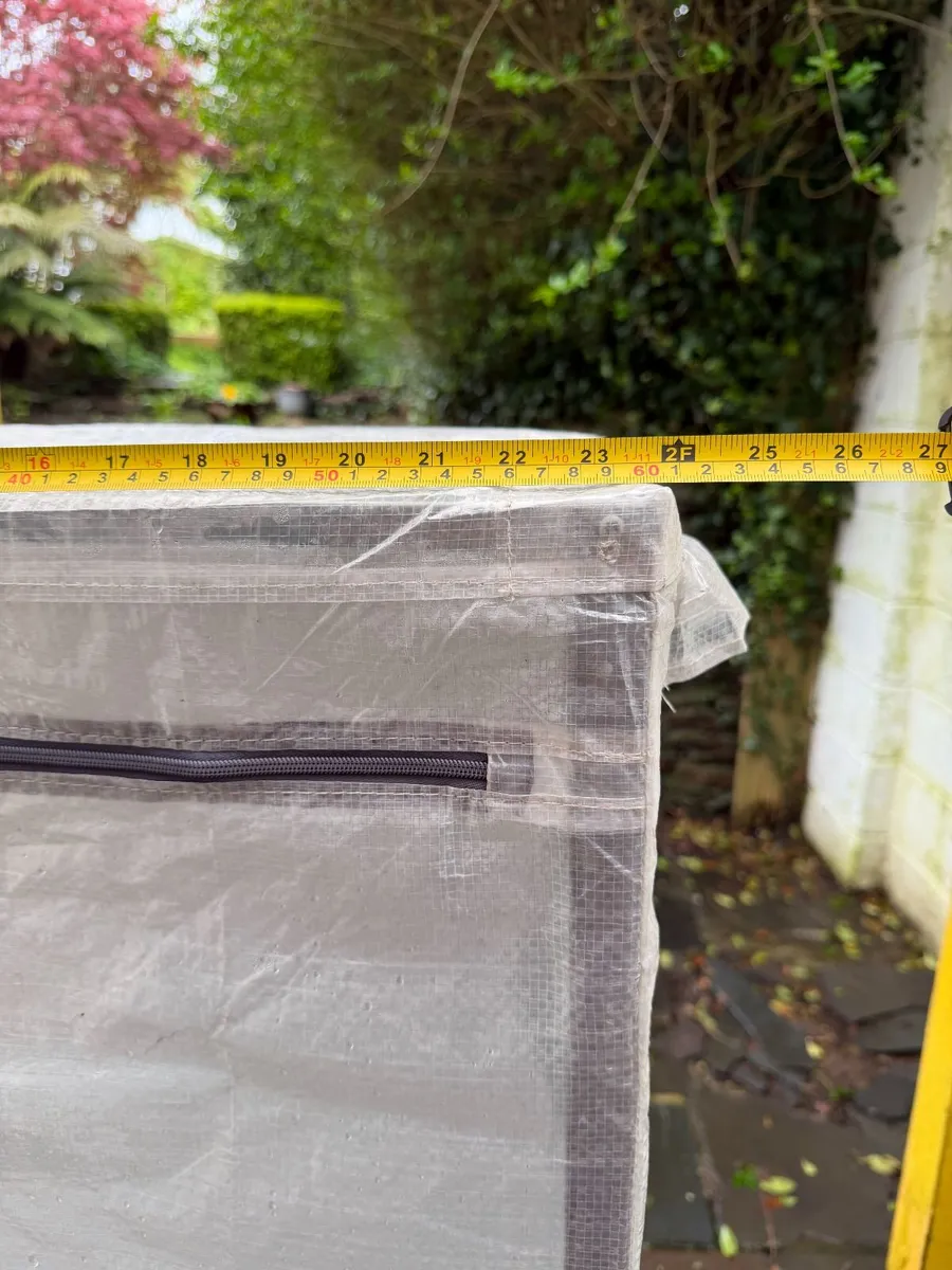 Shelving Unit with cover - Image 3