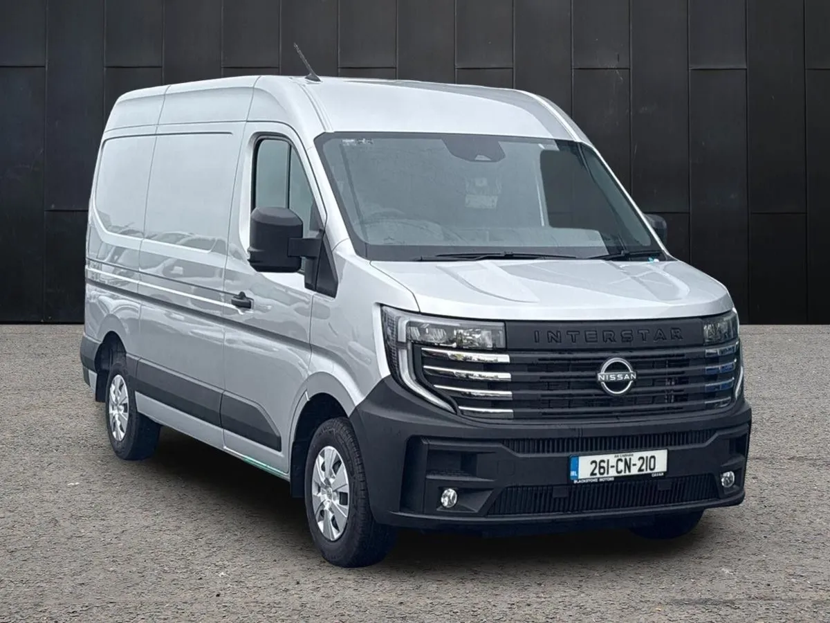 Nissan Interstar - Image 1