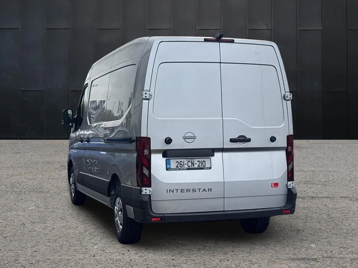 Nissan Interstar - Image 2
