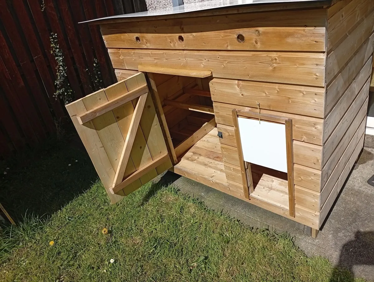 Chicken coop - Image 2