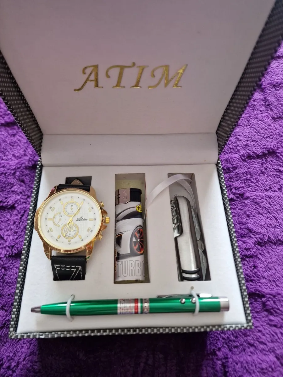 Bundle of various stuff - Image 1