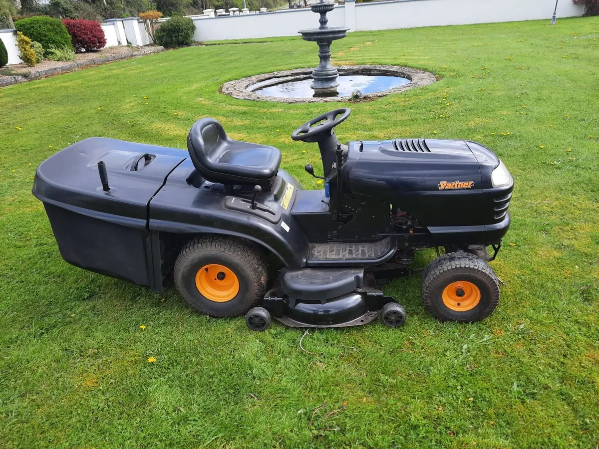 Husqvarna/Partner Ride On Lawnmower - Image 1
