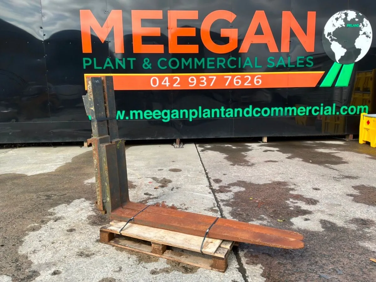 72" LONG FORKS...........25"CARRIAGE.........843v. - Image 1